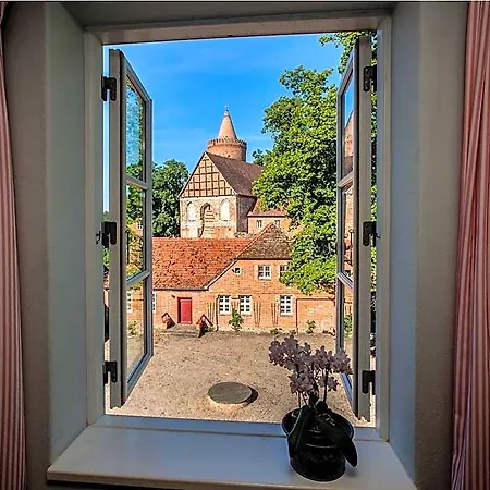 Burghotel Stargard Hotel 3*
